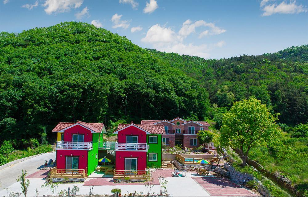 Utopia Pension Gyeongju Exterior foto
